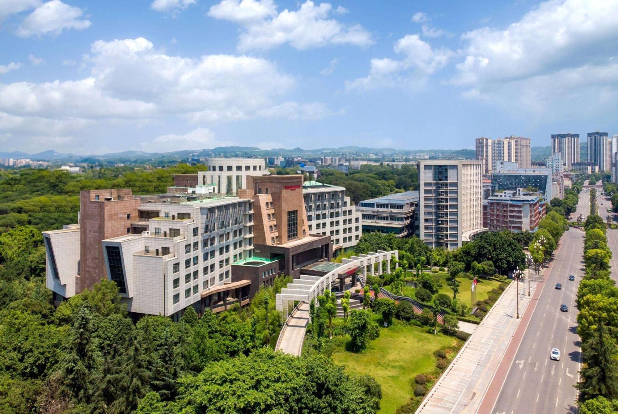 Ramada Plaza By Wyndham Chongqing West Hotell Exteriör bild