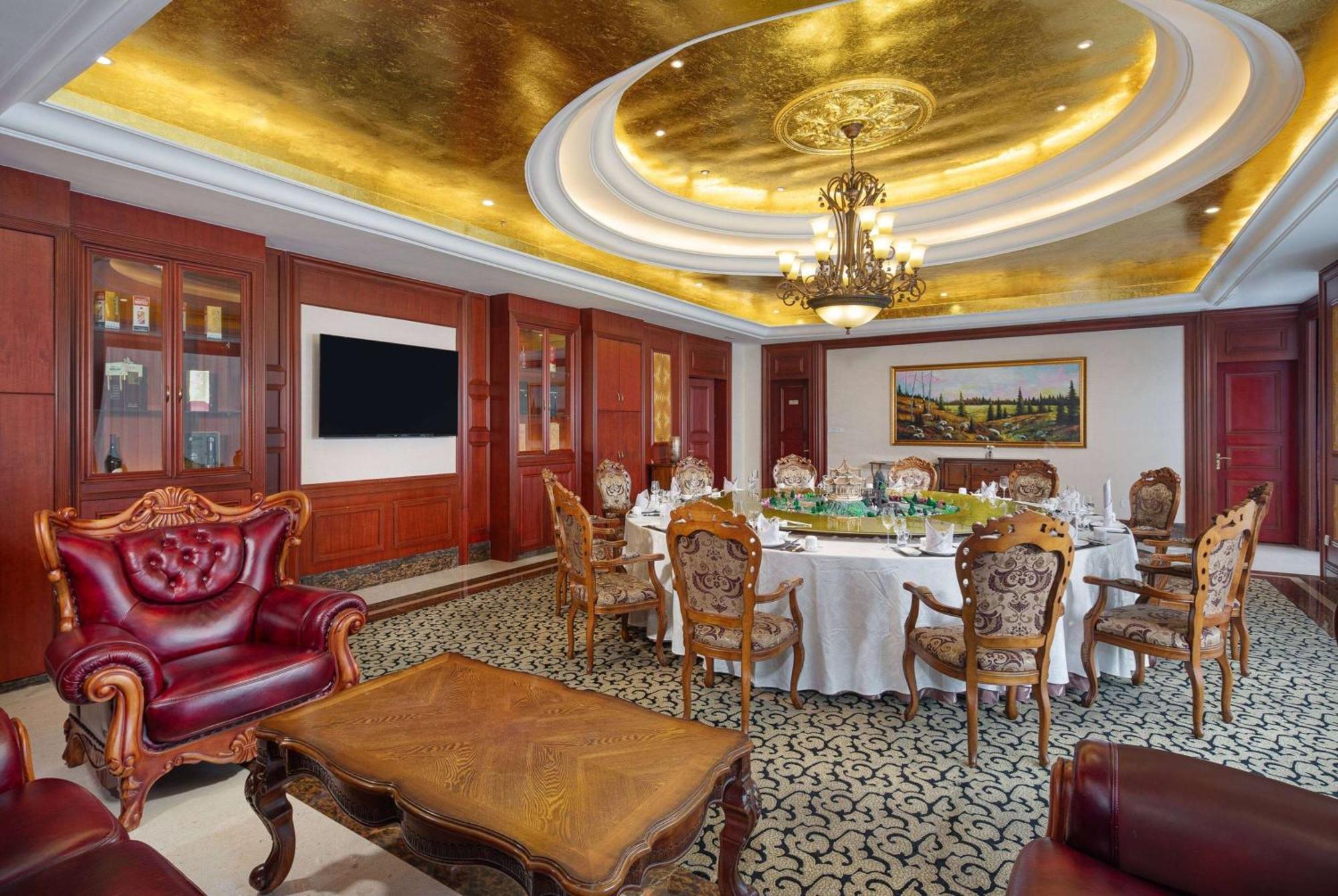 Ramada Plaza By Wyndham Chongqing West Hotell Exteriör bild
