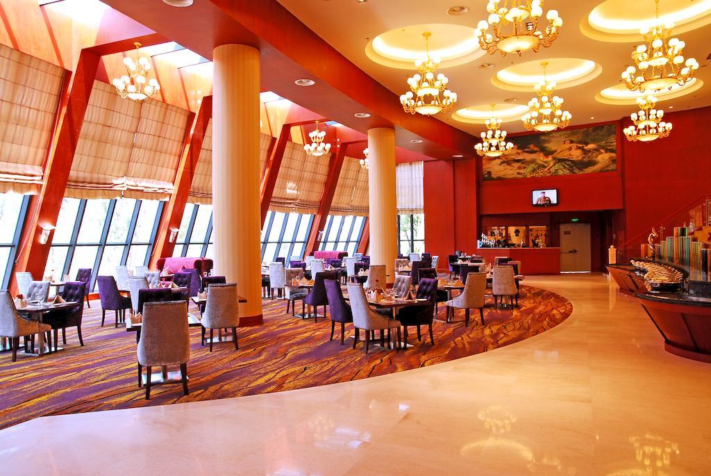 Ramada Plaza By Wyndham Chongqing West Hotell Exteriör bild