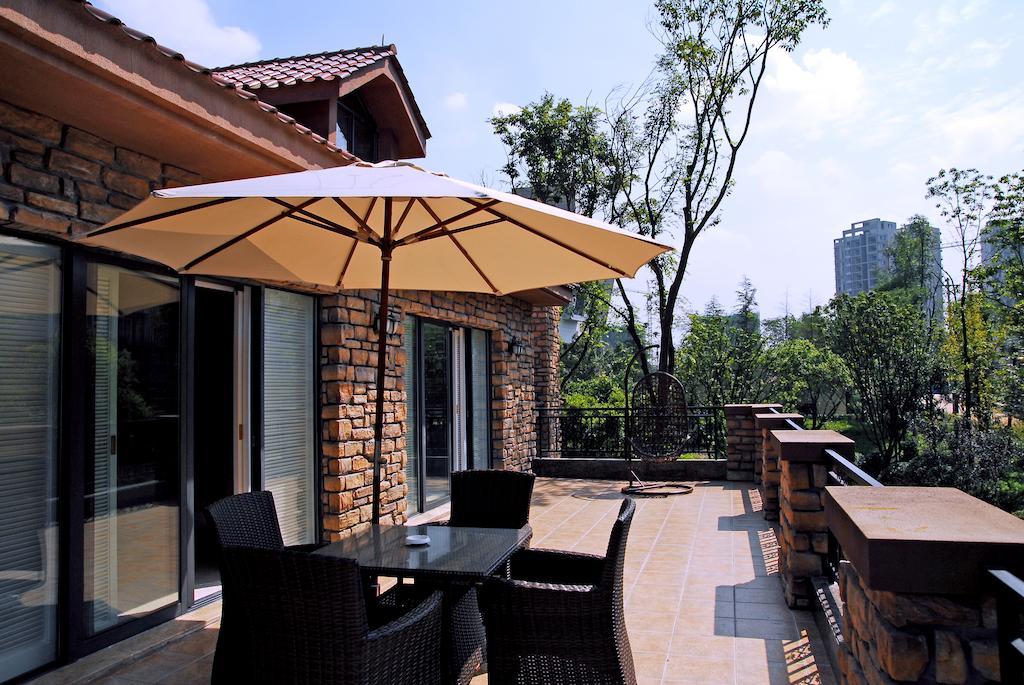 Ramada Plaza By Wyndham Chongqing West Hotell Exteriör bild