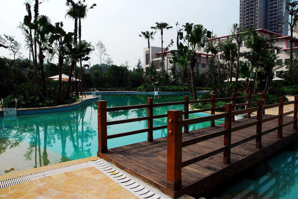 Ramada Plaza By Wyndham Chongqing West Hotell Exteriör bild