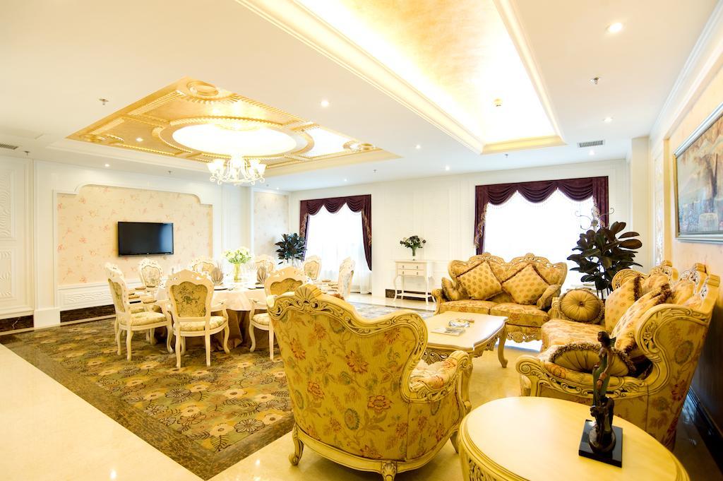 Ramada Plaza By Wyndham Chongqing West Hotell Exteriör bild