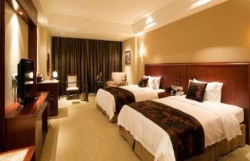 Ramada Plaza By Wyndham Chongqing West Hotell Exteriör bild